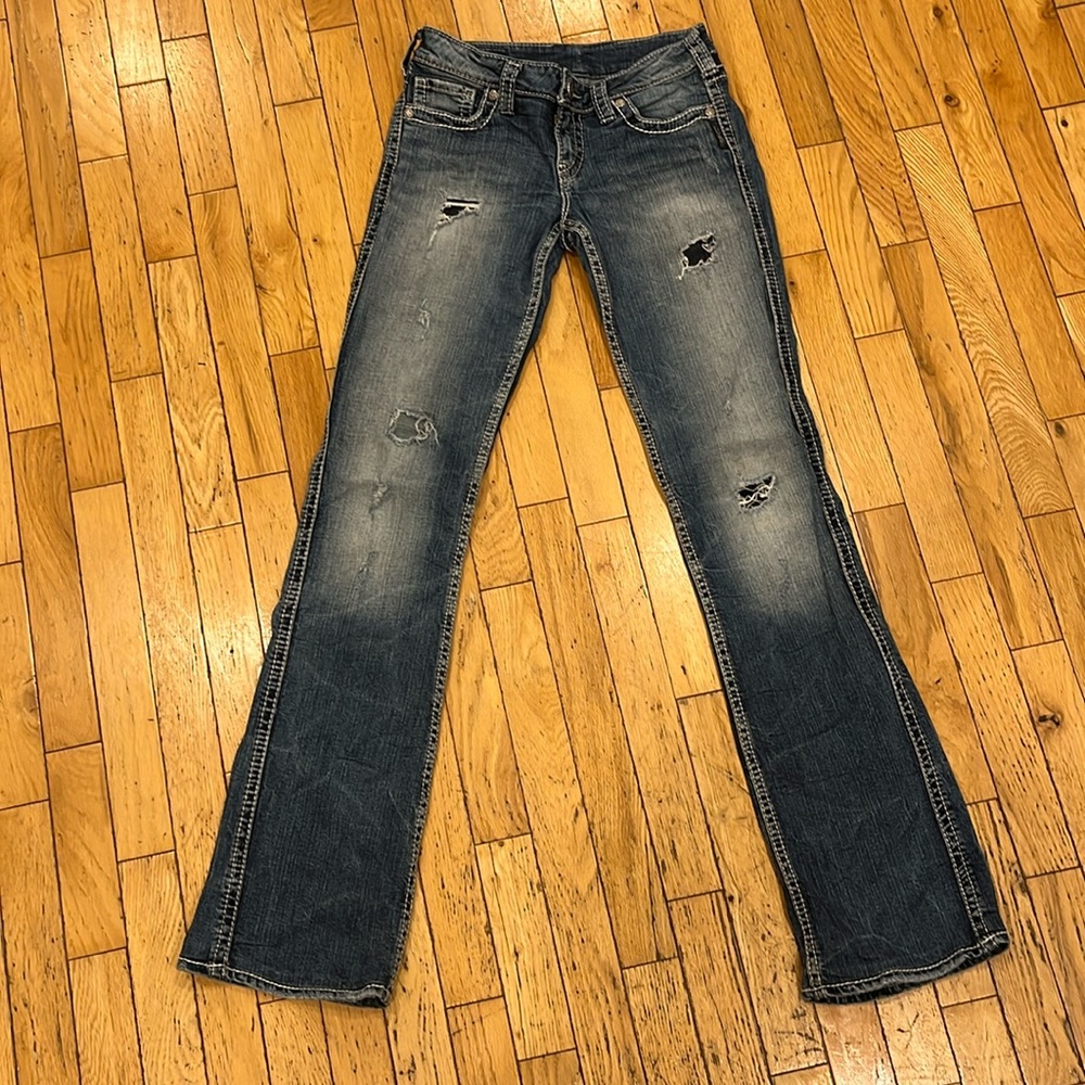 SILVER Frances 18” low rise bootcut distressed jeans. Altered to: 26x34. EUC